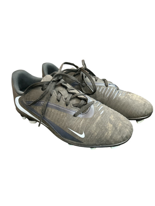 Vist Large View of Product Image Which is Used Nike Soccer Cleats Black Junior 05