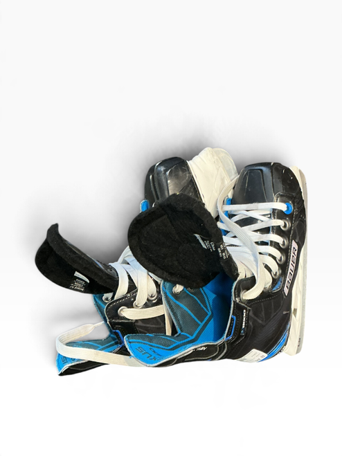 Vist Large View of Product Image Which is Used Bauer NEXUS 8000 Junior Hockey Skate Junior 02