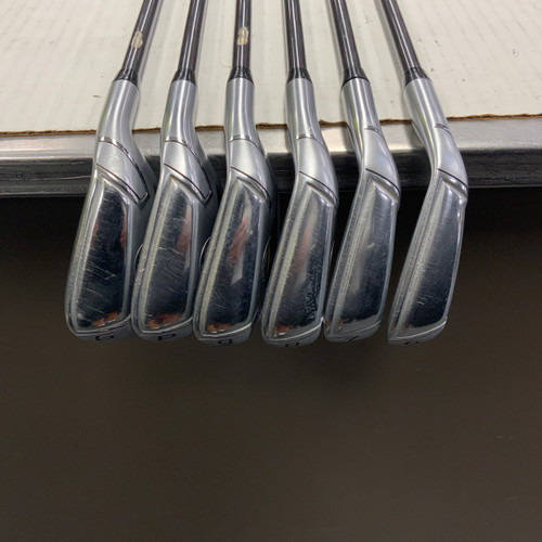 Vist Large View of Product Image Which is Used Cobra FLY Z Mens Iron Set RH 6I-GW/AW