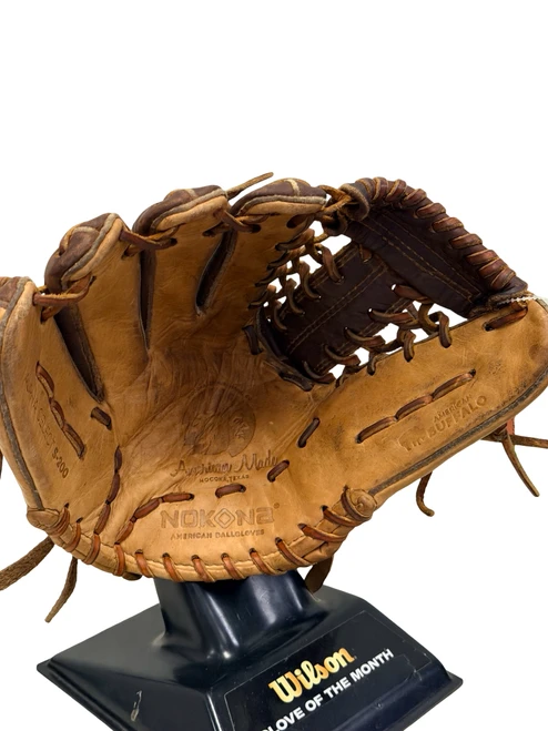 Vist Large View of Product Image Which is Used Nokona ALPHA SELECT S-200 Personalized Junior Baseball Glove LH Throw Brown 11" Made in U.S.A.