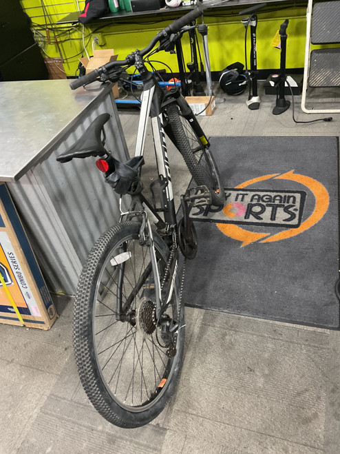 Vist Large View of Product Image Which is Used Giant ATX Mountain Bike Mens Black 33-37cm - 13-14" - XS Frame