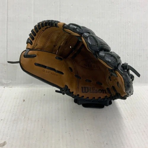 Vist Large View of Product Image Which is Used Wilson A22476 PRO SELECT BB/SB Glove RH Throw Black 12 1/2"