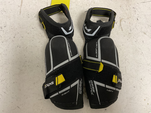 Vist Large View of Product Image Which is Used CCM TACKS 9550 JR ELBOW Junior Elbow Pads LG
