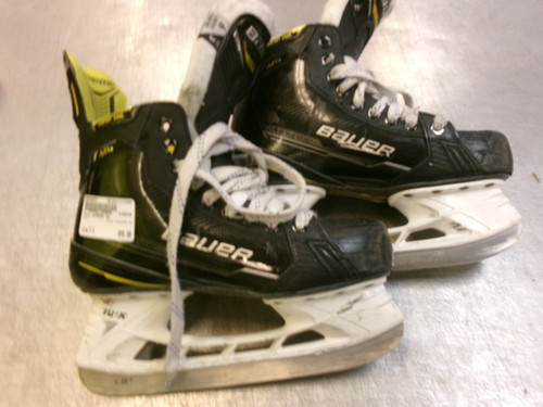 Vist Large View of Product Image Which is Used Bauer SUPREME M4 Senior Hockey Skate Senior 6