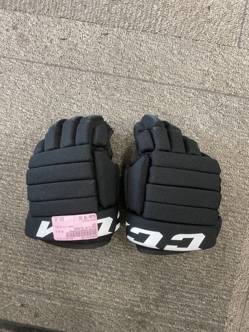 Vist Large View of Product Image Which is Used CCM LTP GLOVES Junior Gloves Black 10"
