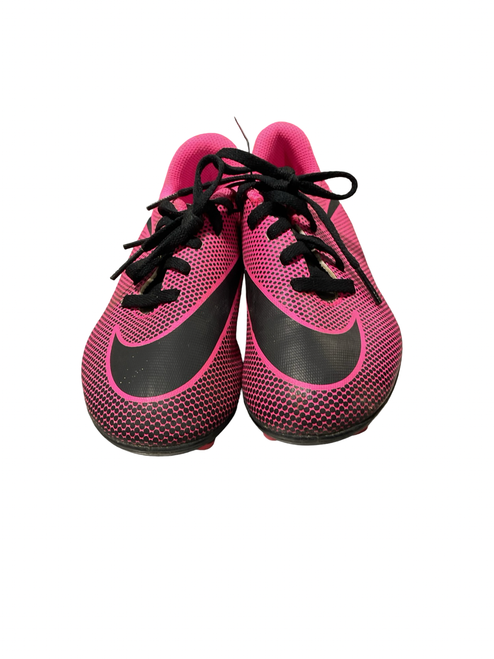 Vist Large View of Product Image Which is Used Nike Soccer Cleats Pink Youth 12.0