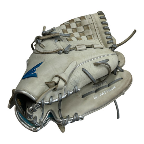 Vist Large View of Product Image Which is Used Easton GNXFP12 RHT GLOVE BB/SB Glove RH Throw White 12"