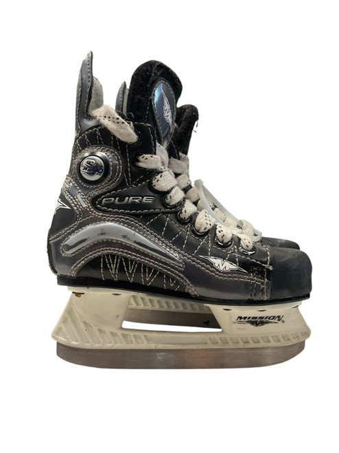Vist Large View of Product Image Which is Used Mission PURE S200 SZ Y 10 Youth Hockey Skate Youth 10.0
