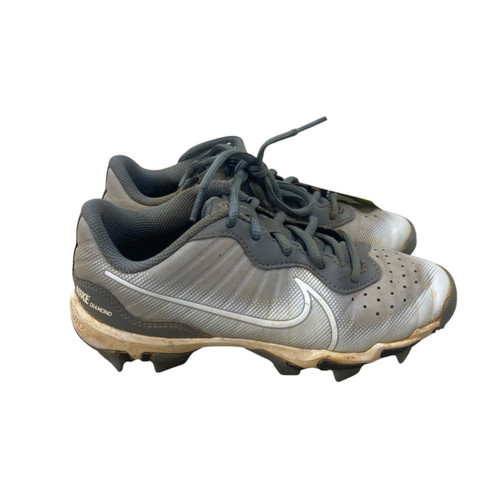 Vist Large View of Product Image Which is Used Nike DIAMOND BB/SB Cleats Grey Junior 03