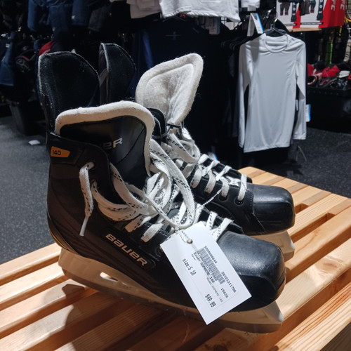Vist Large View of Product Image Which is Used Bauer SUPREME 140 Senior Hockey Skate Senior 10
