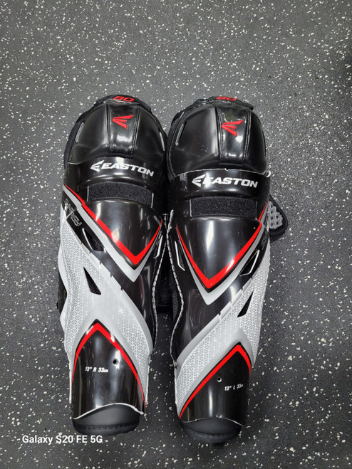 Vist Large View of Product Image Which is Used Easton SYNERGY 80 Junior Shin Guards Black 13"