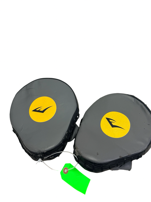 Vist Large View of Product Image Which is Used Everlast Curved Punch Mitts