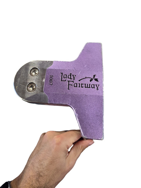 Vist Large View of Product Image Which is Used LADY FAIRWAY 1002 PUTTER Womens Putter RH