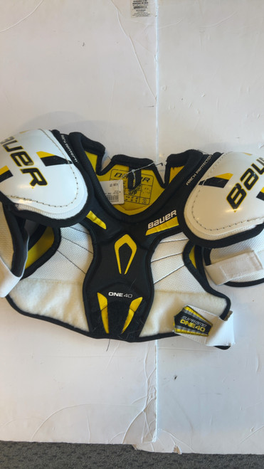 Vist Large View of Product Image Which is Used Bauer ONE 40 S/P Junior Shoulder Pads SM