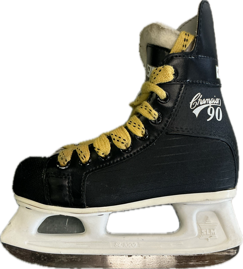 Vist Large View of Product Image Which is Used CCM CHAMPION 90 Junior Hockey Skate Junior 02