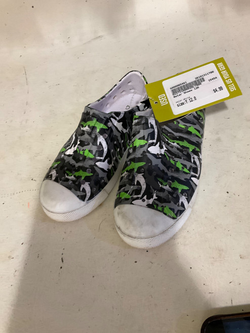 Vist Large View of Product Image Which is Used Water Shoes Y White Youth 12.0