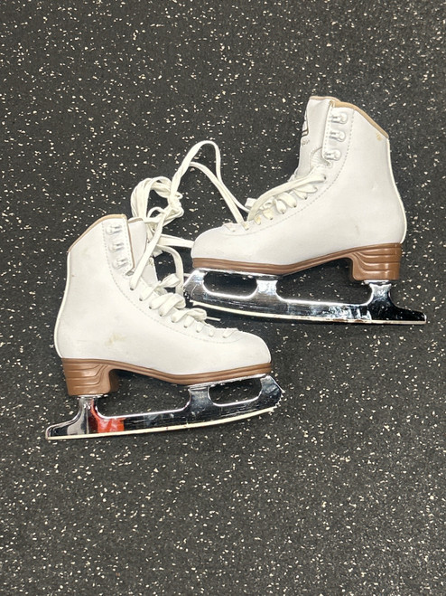 Vist Large View of Product Image Which is Used Jackson MYSTIQUE Girls Figure Skate White Junior 02.5