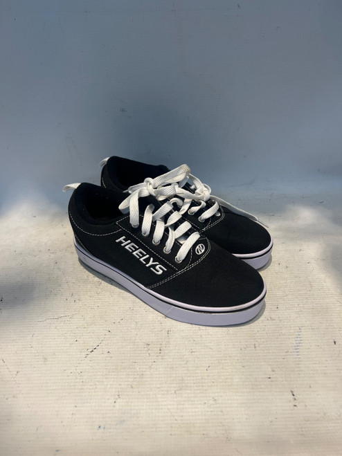 Vist Large View of Product Image Which is Used Heely HEELY Skateboard Shoes Black Youth 06.0