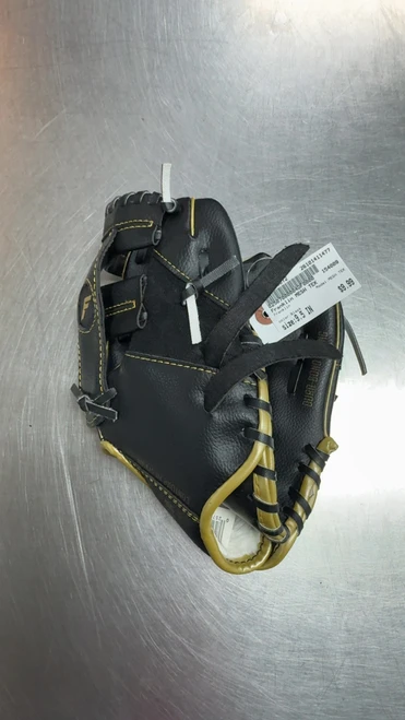 Vist Large View of Product Image Which is Used Franklin MESH TEK BB/SB Glove RH Throw Black 9 1/2"