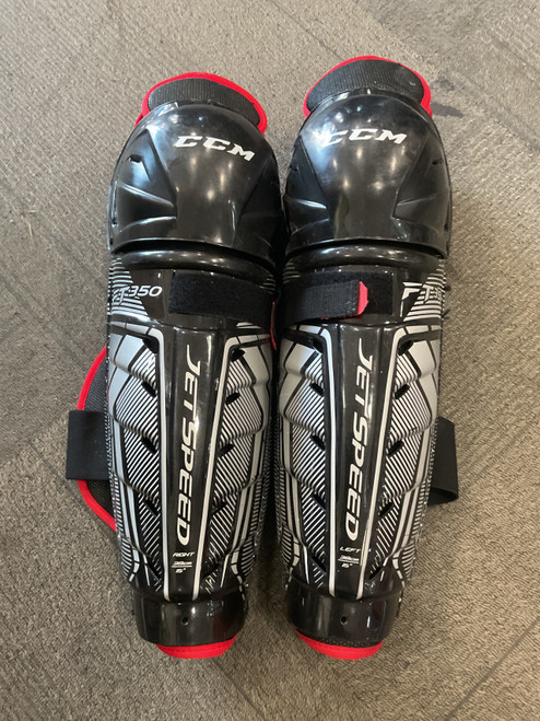 Vist Large View of Product Image Which is Used CCM JETSPEED FT350 Senior Shin Guards Black 15"