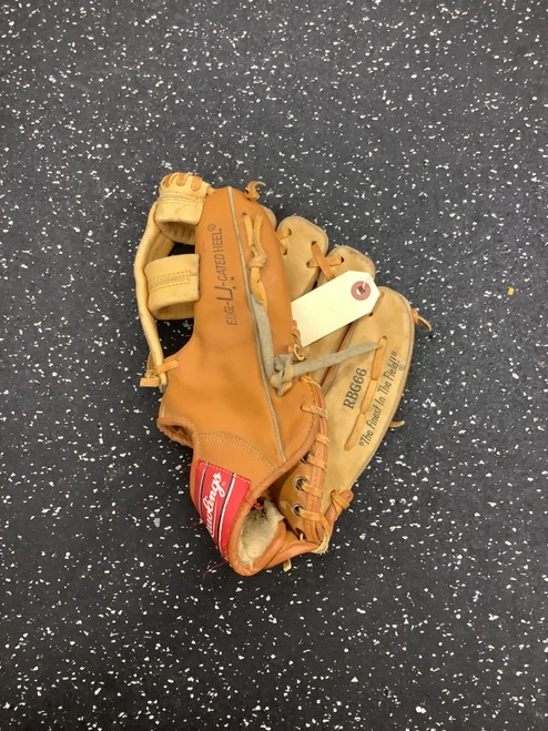 Vist Large View of Product Image Which is Used Rawlings RBG66 BB/SB Glove RH Throw Brown 12"