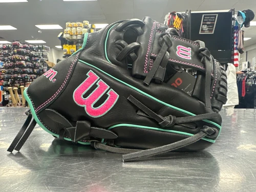 Vist Large View of Product Image Which is New WILSON A700 GLOVE-11.25"
