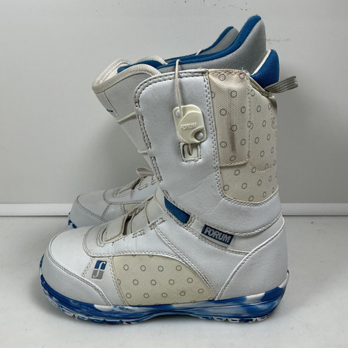 Vist Large View of Product Image Which is Used Forum THE MIST  Womens Boots Sz 8