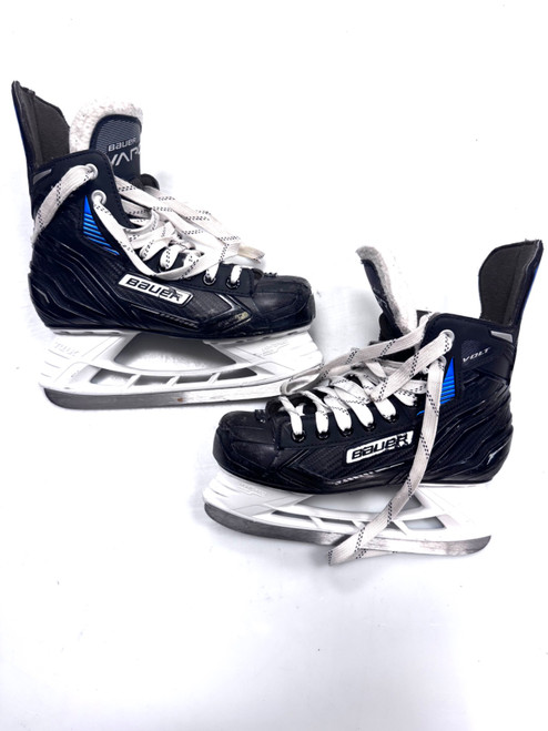 Vist Large View of Product Image Which is Used Bauer VOLT Intermediate Hockey Skate Intermediate 4.0