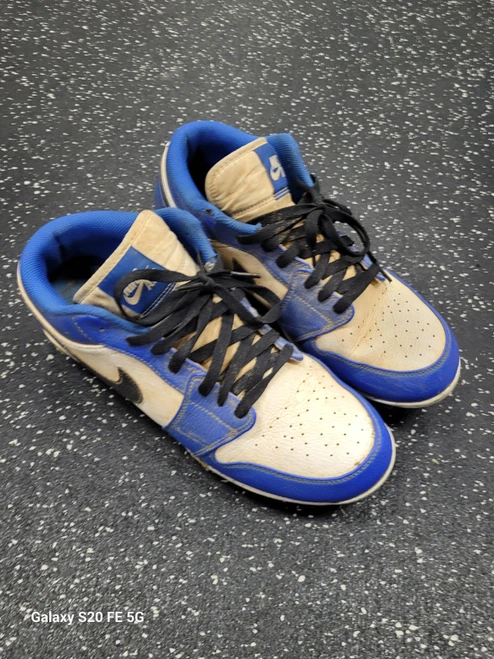 Vist Large View of Product Image Which is Used Nike AIR JORAN BASEBALL CLEATS BB/SB Cleats Clear And Royal Blue Senior 11.5