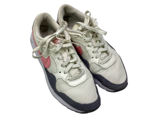 Vist Large View of Product Image Which is Used Nike AIR Basketball Shoes W Grey And White Senior 9.5