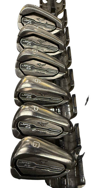 Vist Large View of Product Image Which is Used Mizuno JPX EZ FORGED Mens Iron Set RH 6I-PW/GW