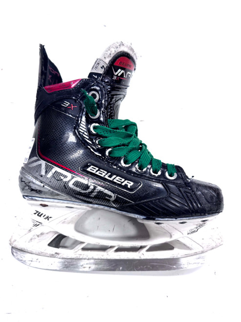 Vist Large View of Product Image Which is Used Bauer 3X FIT 1 Intermediate Hockey Skate Intermediate 4.0
