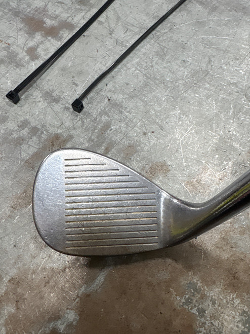 Vist Large View of Product Image Which is Used Cleveland CG12 ZIP GROOVE Golf Wedge Mens RH 56 Degree