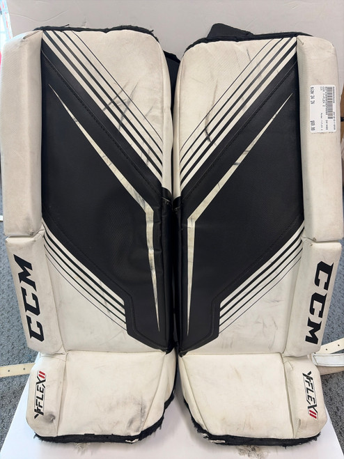 Vist Large View of Product Image Which is Used CCM Y-FLEX 2 Goalie Leg Pads Youth None 24"