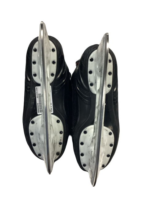 Vist Large View of Product Image Which is Bauer VAPOR X250 Junior Hockey Skate Junior 03