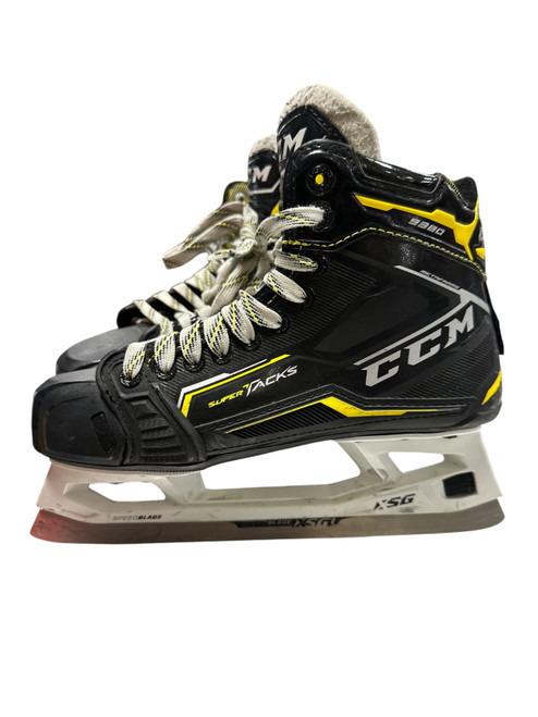 Vist Large View of Product Image Which is Used CCM 9380 Senior Goalie Skate Senior 8