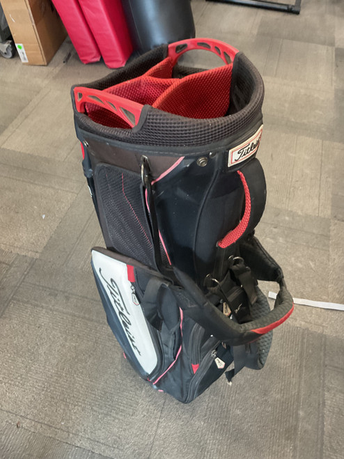 Vist Large View of Product Image Which is Used Titleist STAND BAG Mens Stand Bag Red