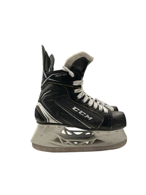 Vist Large View of Product Image Which is Used Bauer SUPREME 3S Junior Hockey Skate Junior 03