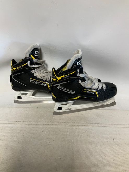 Vist Large View of Product Image Which is Used CCM SUPER TACKS 9380 Intermediate Goalie Skate Intermediate 6.5