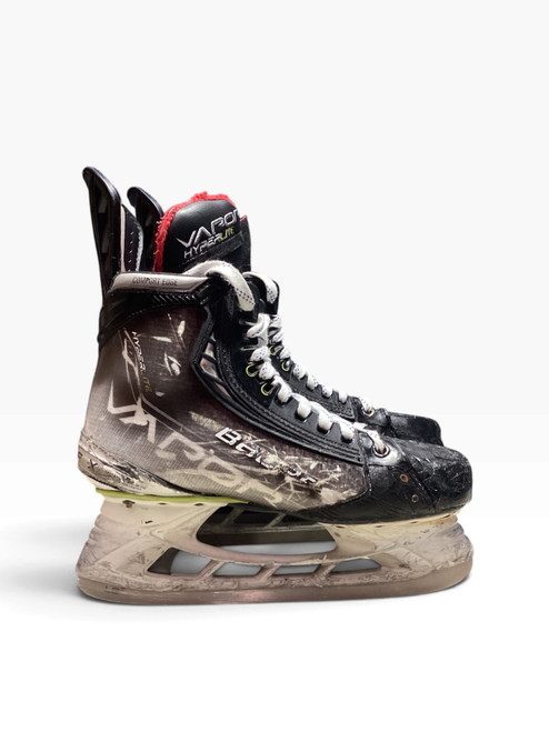 Vist Large View of Product Image Which is Used Bauer VAPOR HYPERLITE Senior Hockey Skate Senior 8