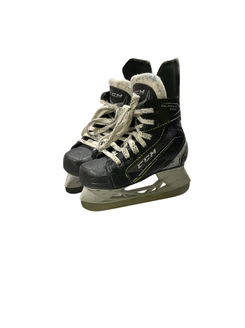 Vist Large View of Product Image Which is Used CCM CLASSIC PRO TACKS Youth Hockey Skate Youth 10.0