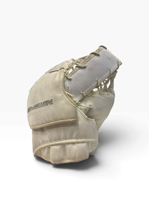 Vist Large View of Product Image Which is Used Brians BRIANS NETZERO CATCHER Youth Goalie Catcher White