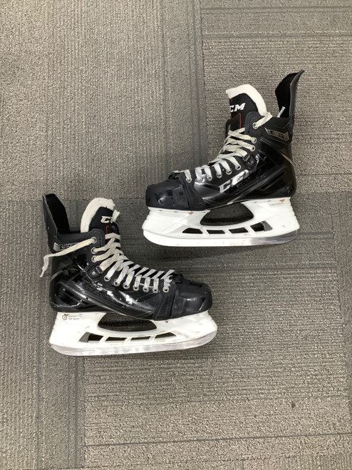 Vist Large View of Product Image Which is Used CCM 100K PRO Senior Hockey Skate Senior 9