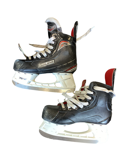 Vist Large View of Product Image Which is Used Bauer X400 Junior Hockey Skate Junior 01