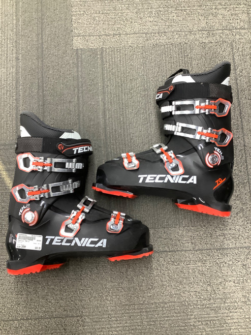 Vist Large View of Product Image Which is Used Tecnica TEN.2 Mens DH Ski Boot Black 295 MP - M11.5