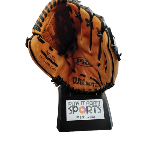 Vist Large View of Product Image Which is Used Wilson PRO6 BB/SB Glove RH Throw Black 11"