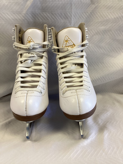 Vist Large View of Product Image Which is Used Jackson EXCEL Girls Figure Skate White Youth 11.5