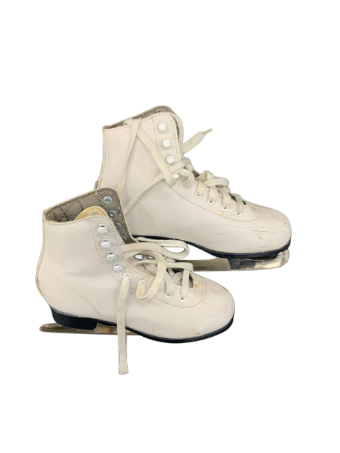 Vist Large View of Product Image Which is Used DBX FIGURE SKATES Girls Figure Skate White Junior 01