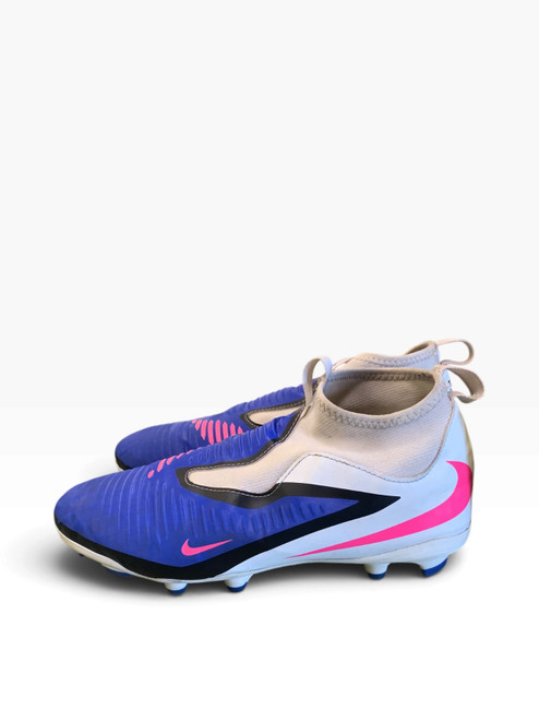 Vist Large View of Product Image Which is Used Nike Soccer Cleats Royal Blue Junior 06