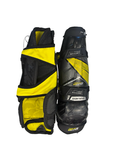 Vist Large View of Product Image Which is Used Bauer SHIN GUARDS Junior Shin Guards Black 10"